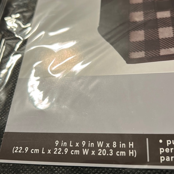 One Buffalo plaid collapsible storage cube - Picture 2 of 2